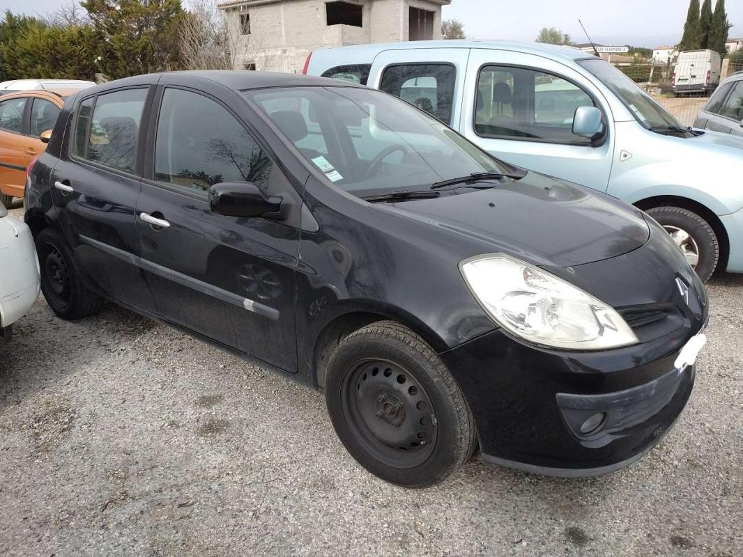 Annonce 400600093/RenaultClioIII1.2TCE photo1