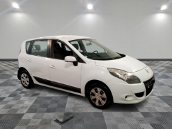 Renault Scénic III 1,5 DCI 95 FAP ECO2 AUTHENTI... 13-Bouches du Rhône