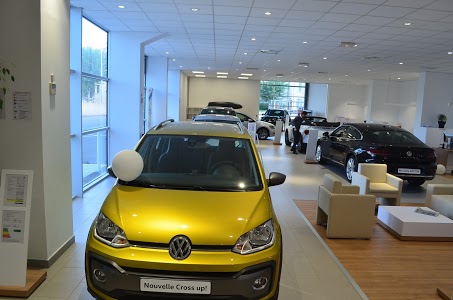 Volkswagen TOURING Salon de Provence photo1