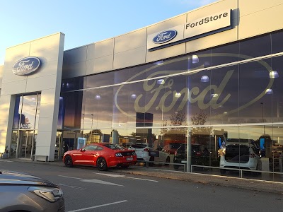 Ford Rennes - Contacts automobiles