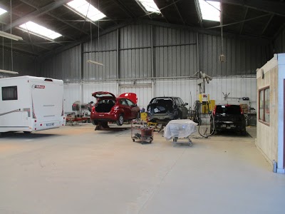 Car 35 Fougères - Centre Auto Renovation (Garage) photo1