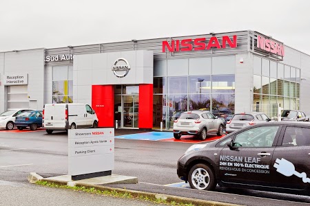 NISSAN LESCAR photo1