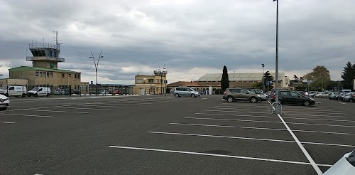 Aéroport de Carcassonne - Parking Courte Durée
