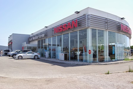 Nissan Auto M