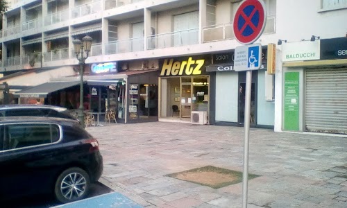 Hertz Centre-Ville