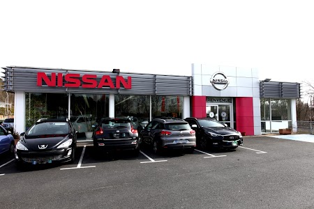 NISSAN Brive